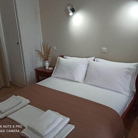 Ostria Eressos Rooms Szkála Ereszú Kültér fotó